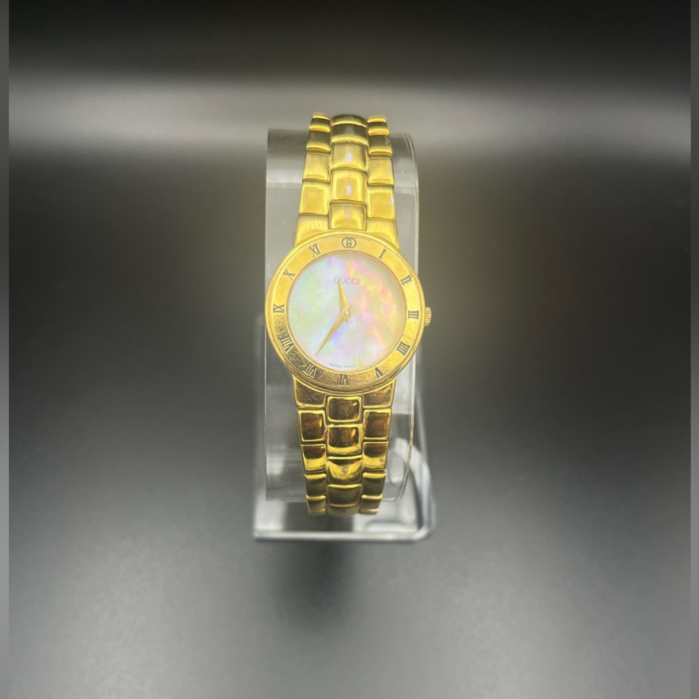 Ladies Vintage Gucci Watch